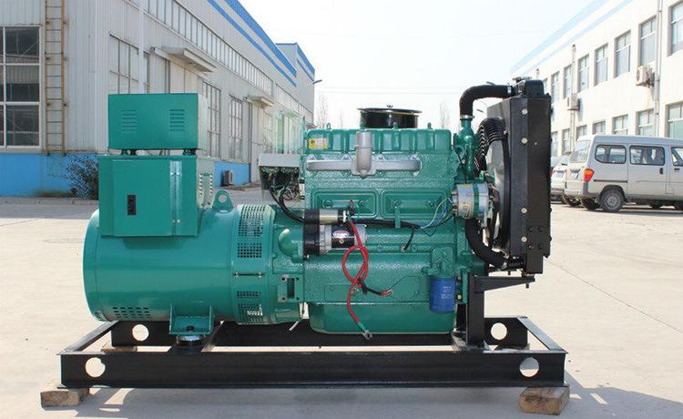 连山柴油发电机组在进行所有的维修保养项目时的操作程序