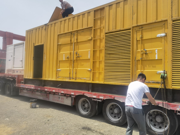 连山发电机出租100KW发电机需要什么规格的电缆线？