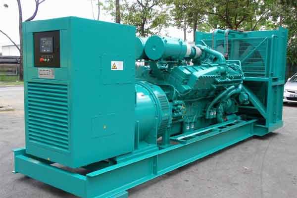 连山柴油发电机组电压不稳定怎样维修？