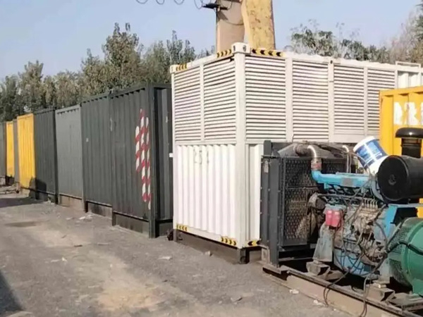 连山200KW柴油发电机机组每小时油耗是多少？