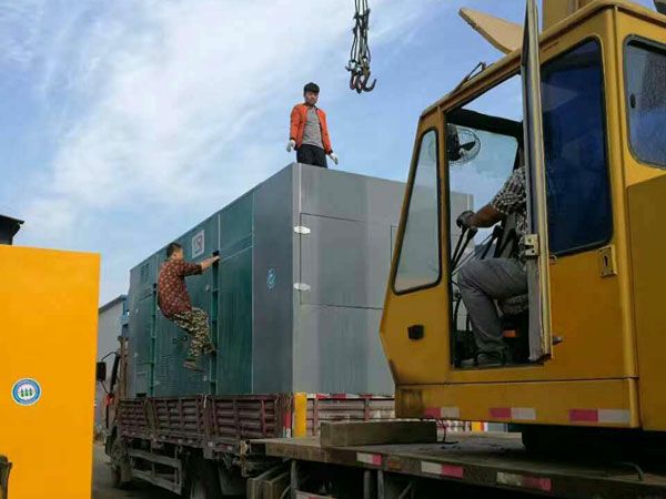 连山更换水冷式机油散热器密封件的操作流程是怎样的？